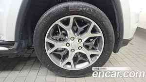 Jeep Cherokee, 2019 — миниатюра 6