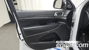 Jeep Cherokee, 2019 — миниатюра 13