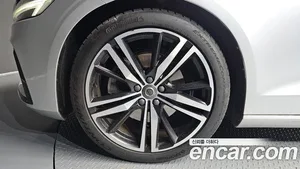 Volvo S60, 2022 — миниатюра 5