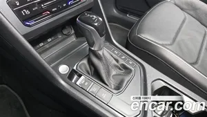 Volkswagen Tiguan, 2023 — миниатюра 12