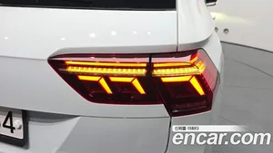 Volkswagen Tiguan, 2023 — миниатюра 9
