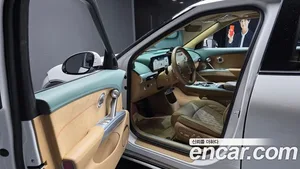 Genesis GV60, 2023 — миниатюра 10