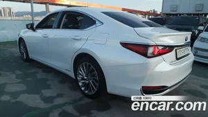 Lexus ES, 2021 — миниатюра 20