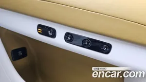 Rolls-Royce Ghost, 2025 — миниатюра 32