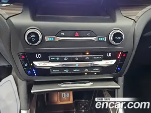 Ford Explorer, 2020 — миниатюра 12