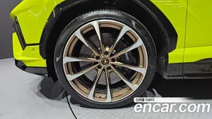 Lamborghini Urus, 2023 — миниатюра 5
