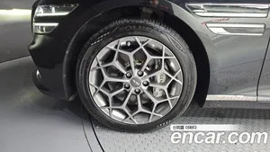 Genesis G80, 2023 — миниатюра 5