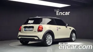 Mini Cooper, 2021 — миниатюра 2
