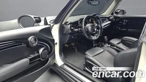 Mini Cooper, 2021 — миниатюра 13