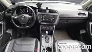Volkswagen Tiguan, 2018 — миниатюра 7