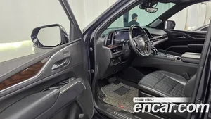 Cadillac Escalade, 2022 — миниатюра 13
