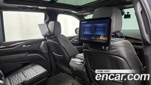 Cadillac Escalade, 2022 — миниатюра 23