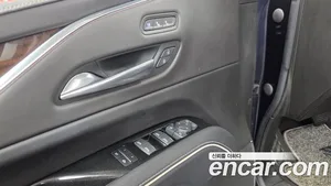 Cadillac Escalade, 2022 — миниатюра 30