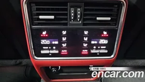 Porsche Cayenne, 2023 — миниатюра 18