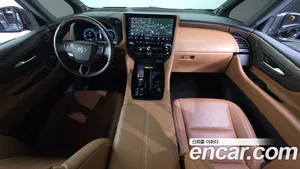 Toyota Alphard, 2025 — миниатюра 7