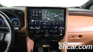 Toyota Alphard, 2025 — миниатюра 14