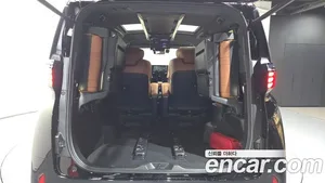 Toyota Alphard, 2025 — миниатюра 20