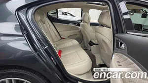 Genesis G70, 2019 — миниатюра 18