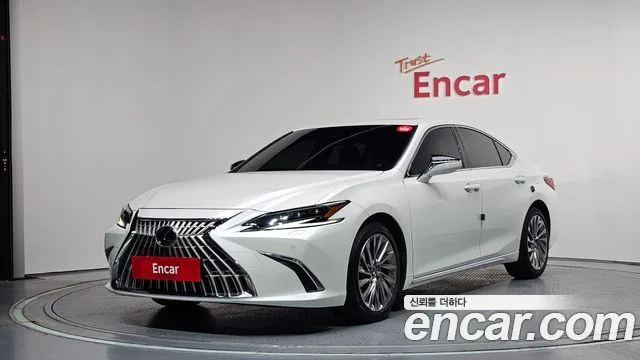 Lexus ES, 2025 — фото автомобиля из Кореи