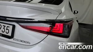 Lexus ES, 2025 — миниатюра 9