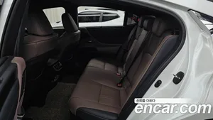 Lexus ES, 2025 — миниатюра 16