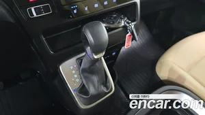 Hyundai Staria, 2025 — миниатюра 11