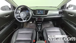 Kia Stonic, 2017 — миниатюра 7