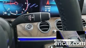 Mercedes-Benz E-Class, 2022 — миниатюра 10