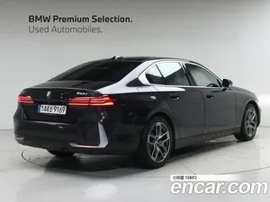 BMW 5-Series, 2023 — миниатюра 4