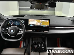 BMW 5-Series, 2023 — миниатюра 6