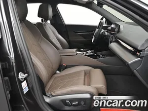 BMW 5-Series, 2023 — миниатюра 10