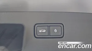 Genesis GV60, 2022 — миниатюра 24
