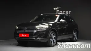 Volkswagen Touareg, 2023 — миниатюра 1