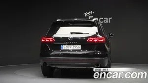 Volkswagen Touareg, 2023 — миниатюра 4