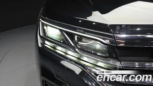 Volkswagen Touareg, 2023 — миниатюра 8