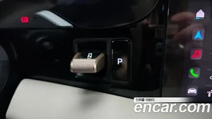 Porsche Taycan, 2023 — миниатюра 9