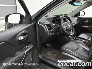 Jeep Cherokee, 2021 — миниатюра 11