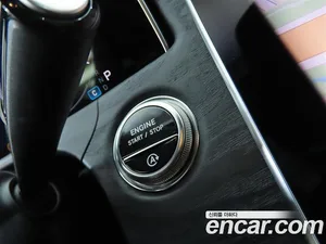 Mercedes-Benz E-Class, 2025 — миниатюра 13