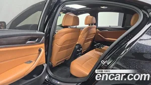 BMW 5-Series, 2017 — миниатюра 17