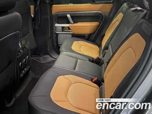 Land Rover Defender, 2023 — миниатюра 8