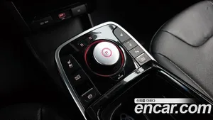 Kia Niro, 2022 — миниатюра 12