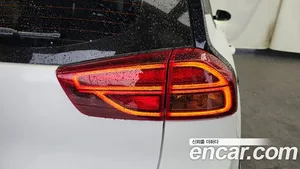 Kia Niro, 2022 — миниатюра 9