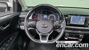 Kia Stonic, 2018 — миниатюра 19