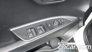 Kia Stonic, 2018 — миниатюра 26