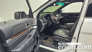 Ford Explorer, 2017 — миниатюра 10