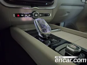 Volvo XC60, 2025 — миниатюра 9