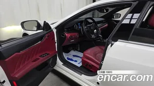 Maserati Quattroporte, 2019 — миниатюра 13