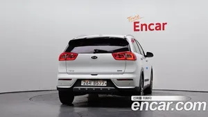 Kia Niro, 2018 — миниатюра 4