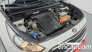 Kia Niro, 2018 — миниатюра 6