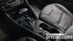 Kia Niro, 2018 — миниатюра 9